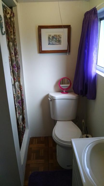 1 Beige Cozy Bungalow Or 1 White Cozy Efficiency Cottage In Titusville Extérieur photo
